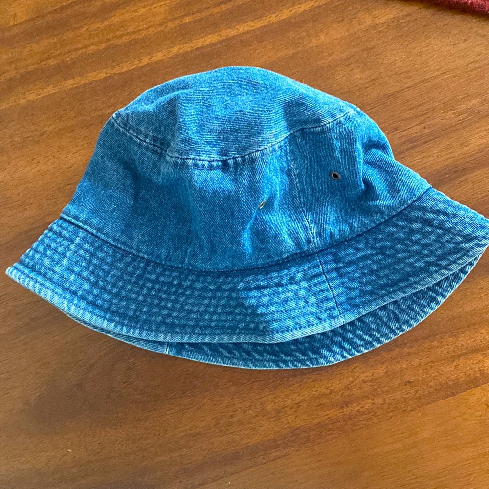 Denim bucket hat